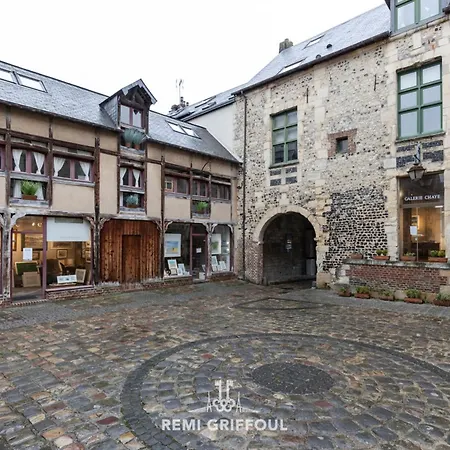 Lägenhet Fenetres Sur Cour 3 Duplex In The Heart Of The Center 4 Guests