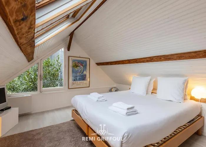 Fenetres Sur Cour 3 Duplex In The Heart Of The Center 4 Guests Lägenhet