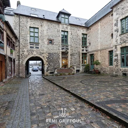 Appartement Fenetres Sur Cour 3 Duplex In The Heart Of The Center 4 Guests Honfleur